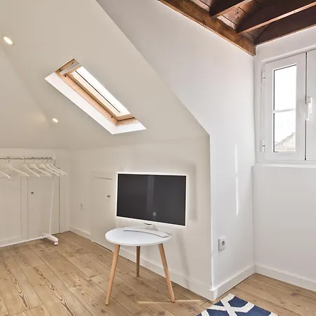 Bmyguest - Bairro Alto Smart Daire Lisboa