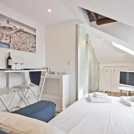 דירה Bmyguest - Bairro Alto Smart ליסבון