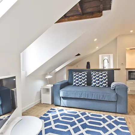 Bmyguest - Bairro Alto Smart דירה